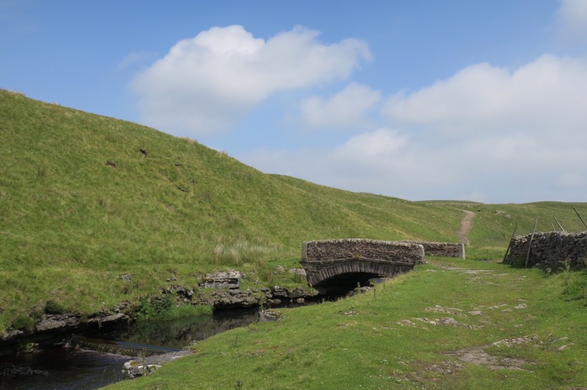 Route over an old bridge at Ling Gill Route over an old bridge at Ling Gill